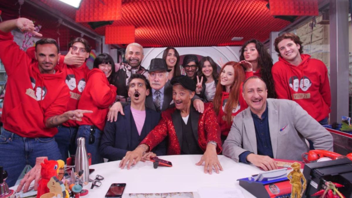Fiorello torna con “Viva Rai 2”? Le parole di Biggio spiazzano Fiorello torna con “Viva Rai 2”? Le parole di Biggio spiazzano