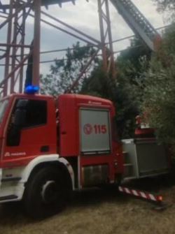 115, guasto alle montagne russe: 15 persone tratte in salvo