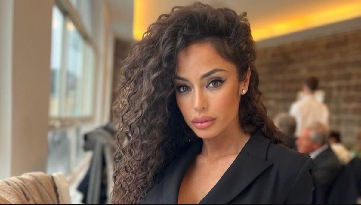 “Balotelli presente con la figlia? Ecco la verità”: la rivelazione di Raffaella Fico “Balotelli presente con la figlia? Ecco la verità”: la rivelazione di Raffaella Fico