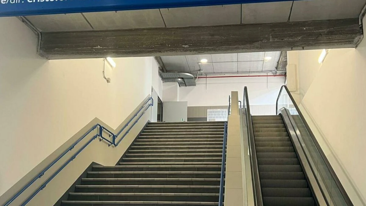 Allarme bomba in Italia! Passeggeri evacuati e treni fermi Allarme bomba in Italia! Passeggeri evacuati e treni fermi