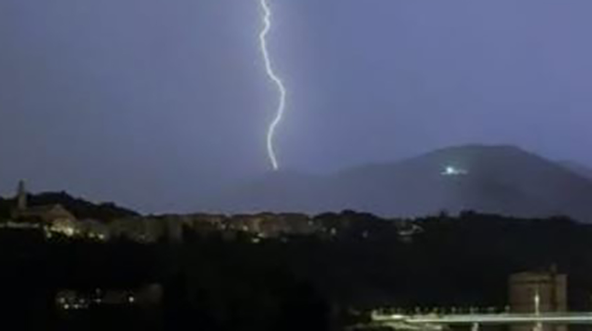 allerta meteo l8217italia spaccata tra nubifragi e caldo estremo le regioni a rischio