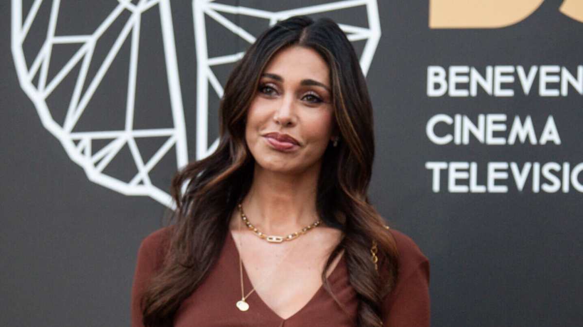 Belen è davvero ancora innamorata di Stefano De Martino? Parla l’amica Belen è davvero ancora innamorata di Stefano De Martino? Parla l’amica