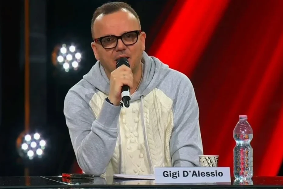 gigi d'alessio via the voice motivo