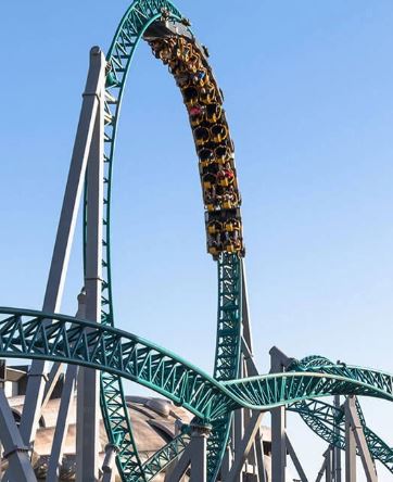 Guasto alle montagne russe con persone a bordo: situazione terrificante a CinecittàWorld