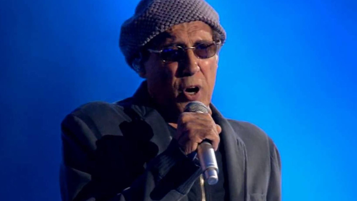 Adriano Celentano, arriva la risposta della Rai a Claudia Mori: clamoroso Adriano Celentano, arriva la risposta della Rai a Claudia Mori: clamoroso
