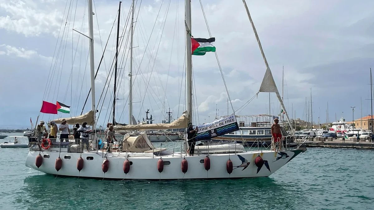 “Torniamo indietro”. Flotilla, é caos dopo le parole di Mattarella: cosa succede
