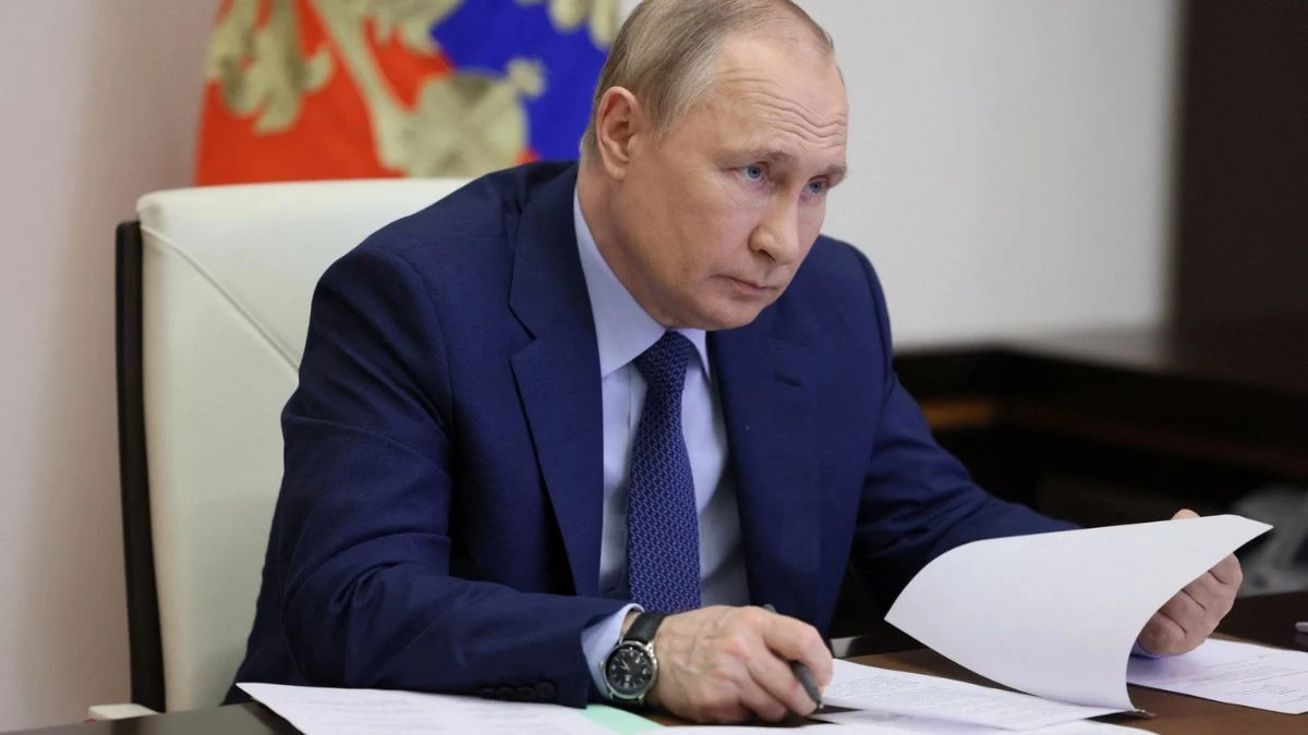 “Putin sta male, lo devono sorreggere”: la clamorosa rivelazione dal big italiano