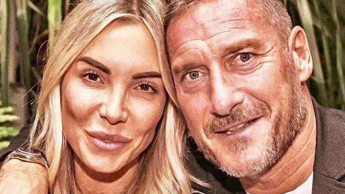 totti sorpresa da sogno a noemi per i tre anni insieme