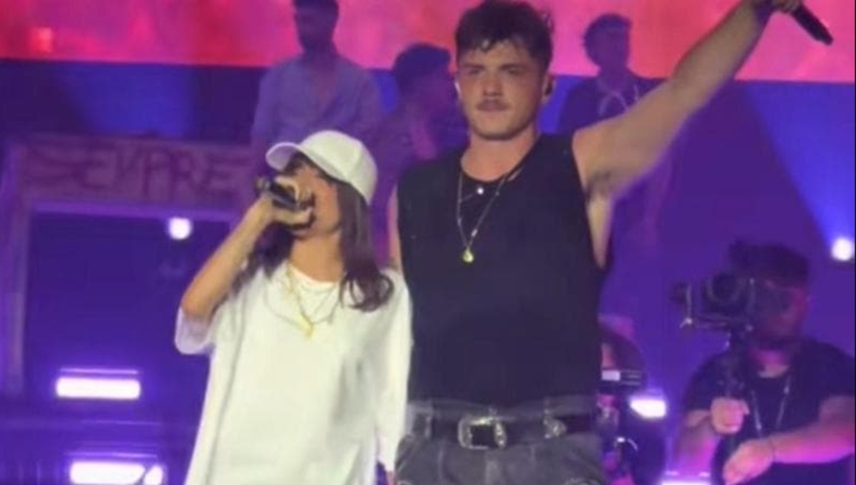 Angelina Mango torna sul palco dopo un anno e accade l’inaspettato Angelina Mango torna sul palco dopo un anno e accade l’inaspettato