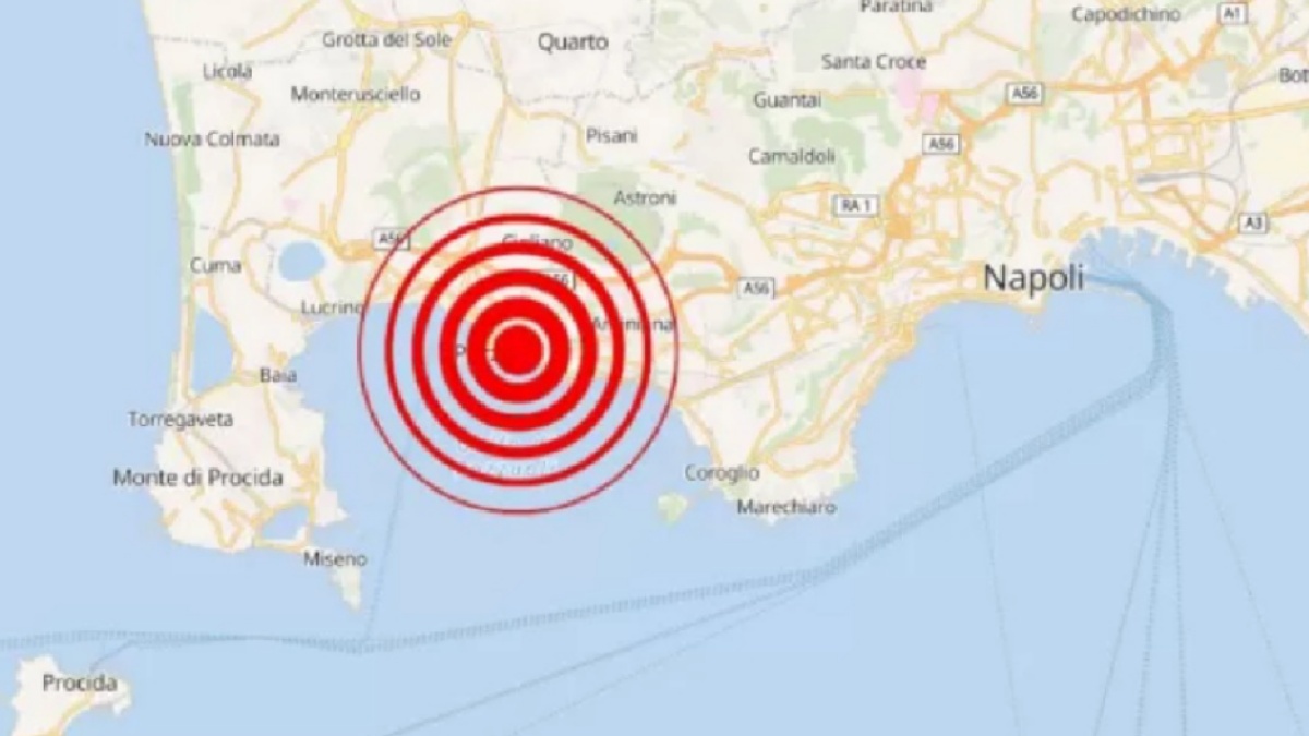 Terremoti ai Campi Flegrei, il temibile annuncio del vulcanologo: cosa sta succedendo davvero Terremoti ai Campi Flegrei, il temibile annuncio del vulcanologo: cosa sta succedendo davvero