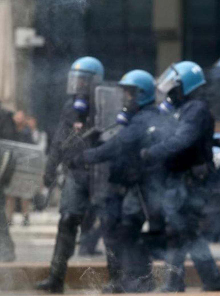Scontri Gaza, scintille alla camera tra maggioranza e opposizione: finisce male