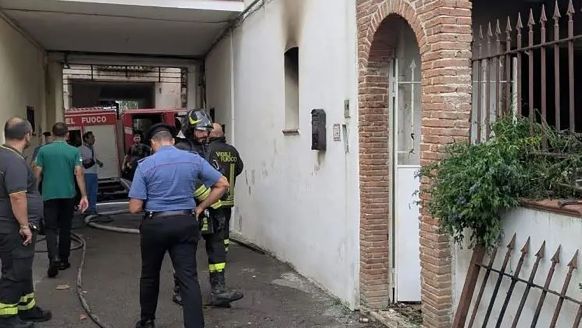 Tragica esplosione in appartamento in Italia, ci sono morti Tragica esplosione in appartamento in Italia, ci sono morti
