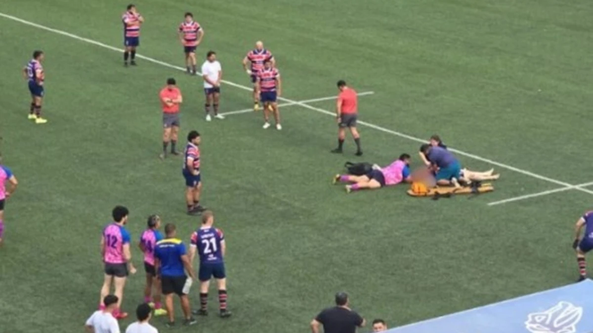 tragedia in campo il campione crolla dopo uno scontro scena atroce