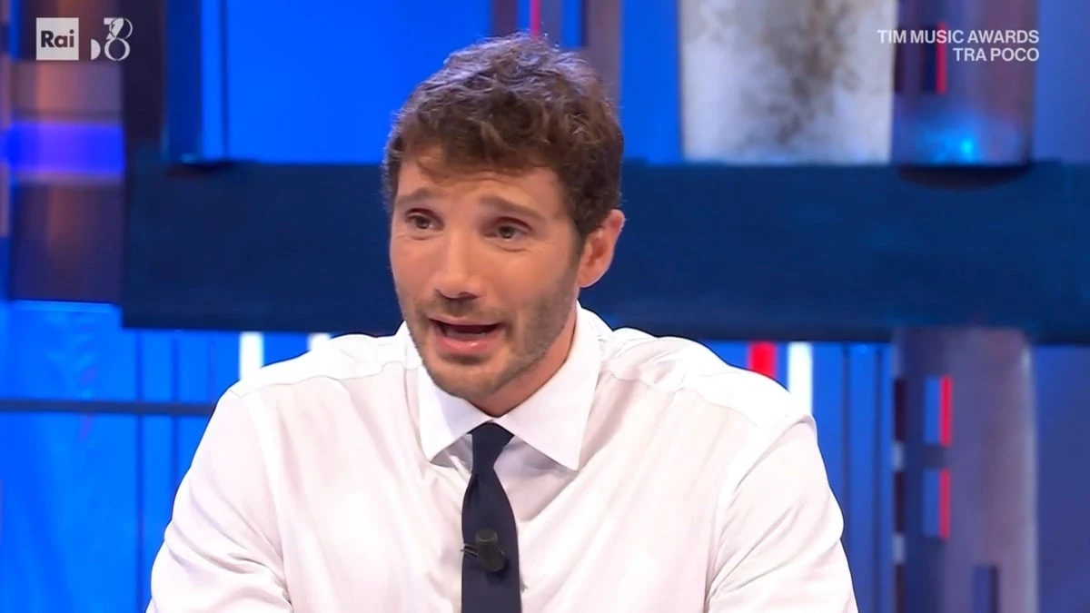 “Affari tuoi”, cambia tutto per De Martino: la decisione della Rai “Affari tuoi”, cambia tutto per De Martino: la decisione della Rai