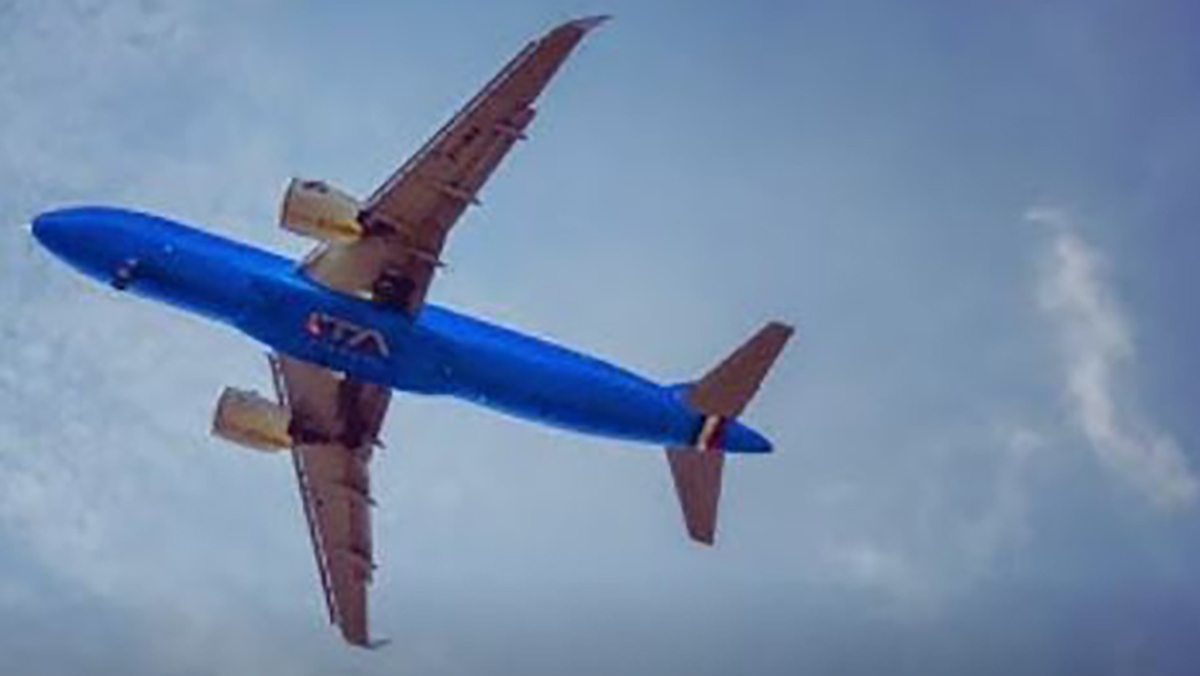 paura sull8217aereo per roma forte turbolenza in volo passeggeri sballottati