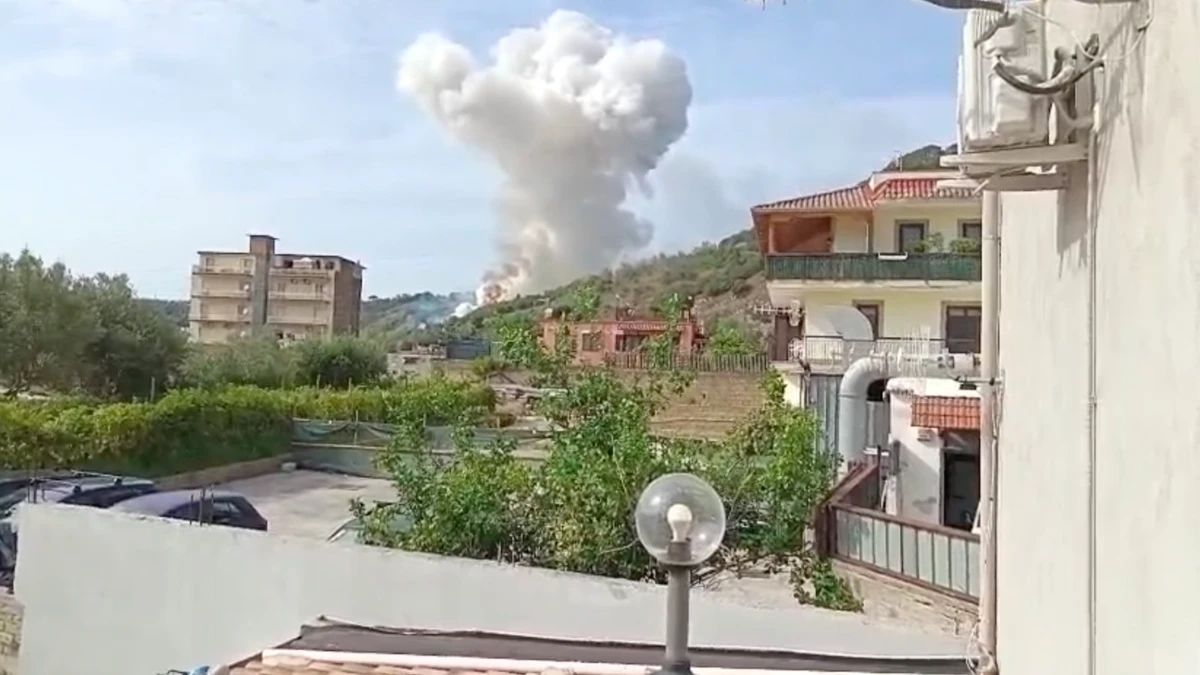 forte esplosione in italia si temono vittime la situazione video