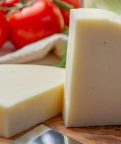 Richiamo alimentare provolone dop rischio listeria
