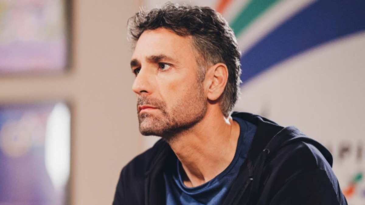 Raoul Bova rompe il silenzio: ecco quando e dove racconterà la sua verità Raoul Bova rompe il silenzio: ecco quando e dove racconterà la sua verità