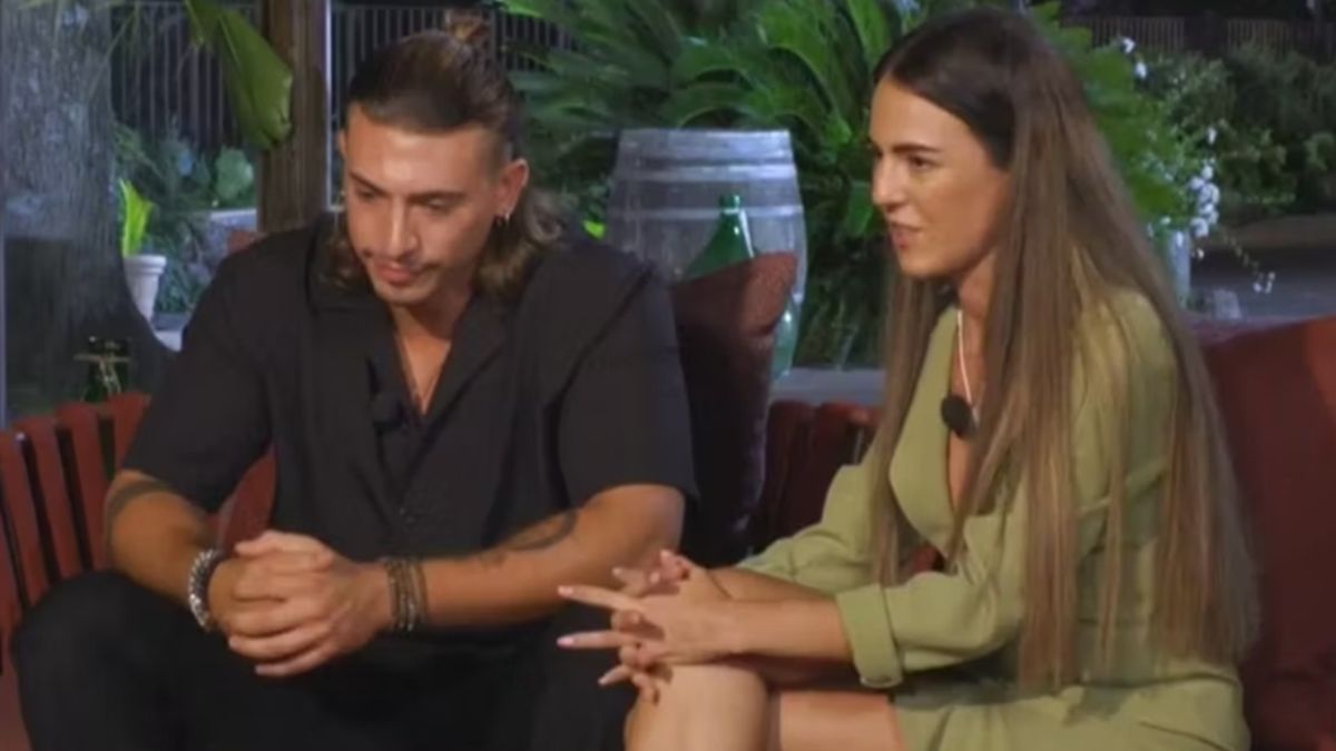 “Temptation Island”, indiscrezione bomba: svelato il sesso del bebè di Sonia e Simone, la loro situazione