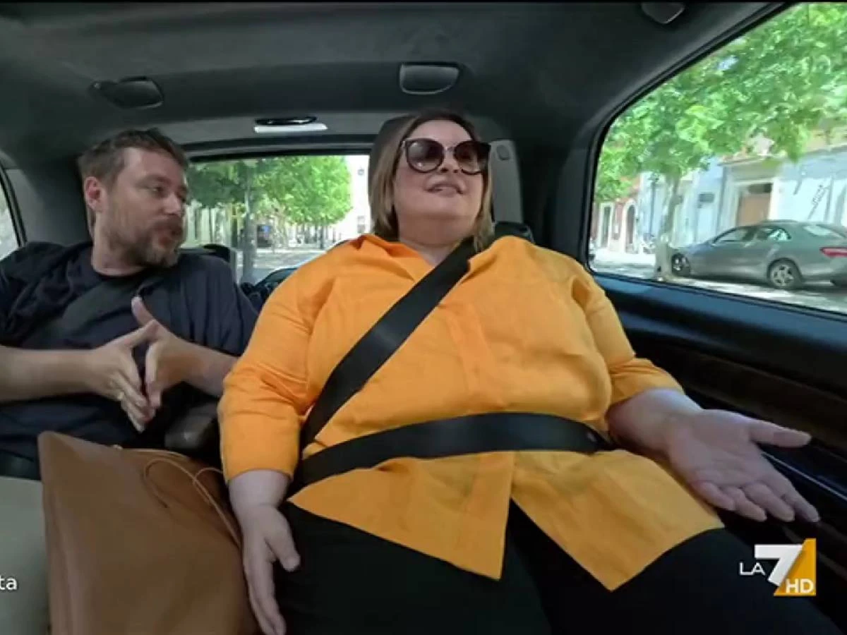 La sindaca Viviana Cervellino durante un evento pubblico a Genzano di Lucania