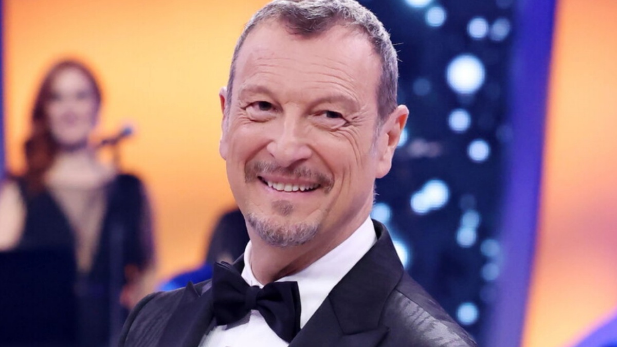 amadeus innamorato di tina cipollari parole a sorpresa mi aspetto di tutto da Tvzap.it amadeus innamorato di tina cipollari parole a sorpresa mi aspetto di tutto