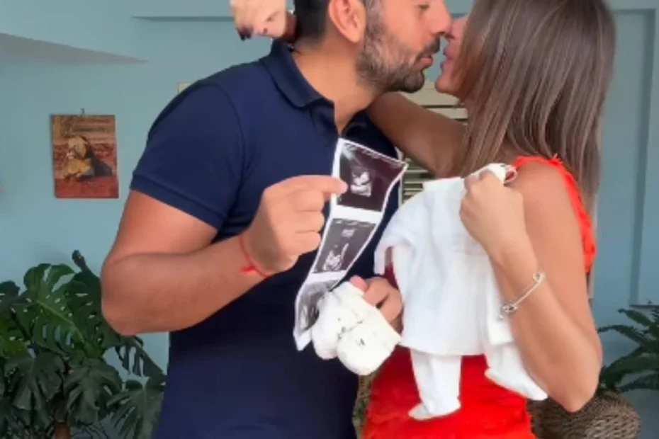 Volto Canale 5 Incinta