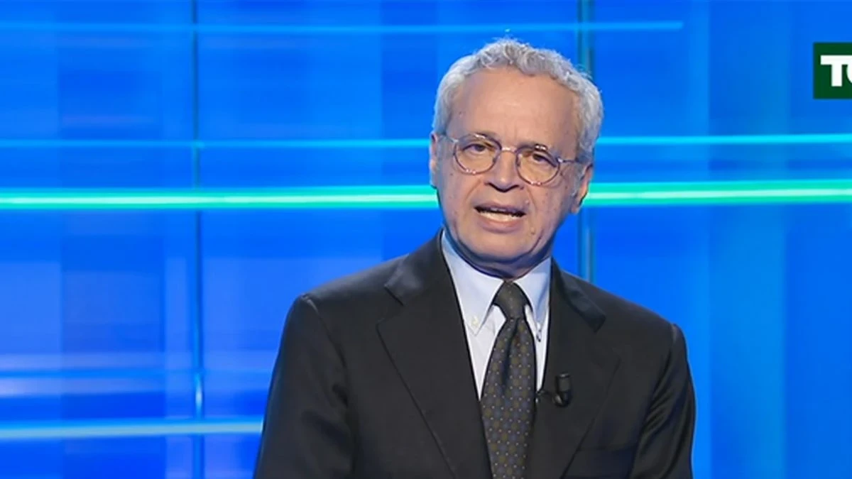 Enrico Mentana annuncia i dati del sondaggio Swg per Tg La7