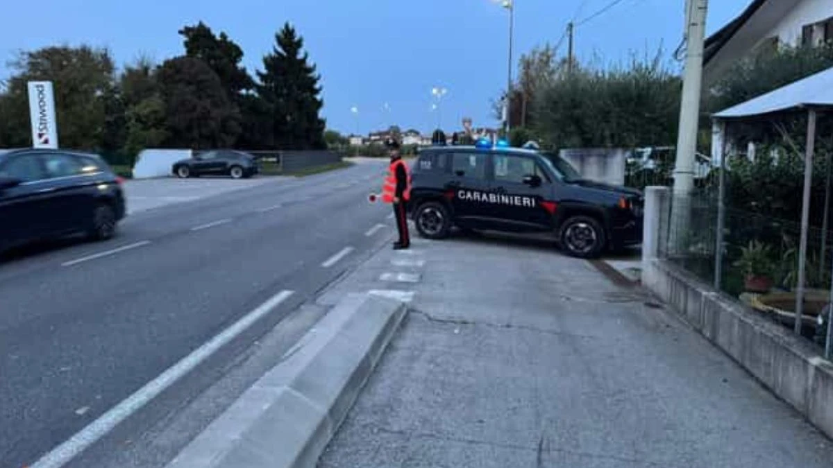 Ragazza di 16 anni aggredita dal kebabbaro: “Cosa le hanno fatto”. Violenza devastante Ragazza di 16 anni aggredita dal kebabbaro: “Cosa le hanno fatto”. Violenza devastante