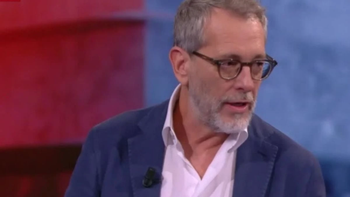 “Bugiardo a me? Sono scioccato”. Volano insulti in diretta, Formigli impotente (VIDEO) “Bugiardo a me? Sono scioccato”. Volano insulti in diretta, Formigli impotente (VIDEO)
