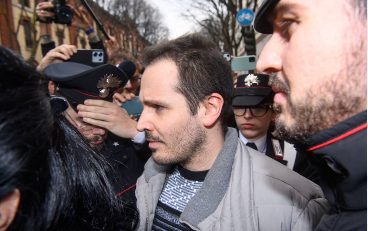Andrea Sempio, spunta un’altra intercettazione sospetta: “Mi ha chiamato e…” Andrea Sempio, spunta un’altra intercettazione sospetta: “Mi ha chiamato e…”