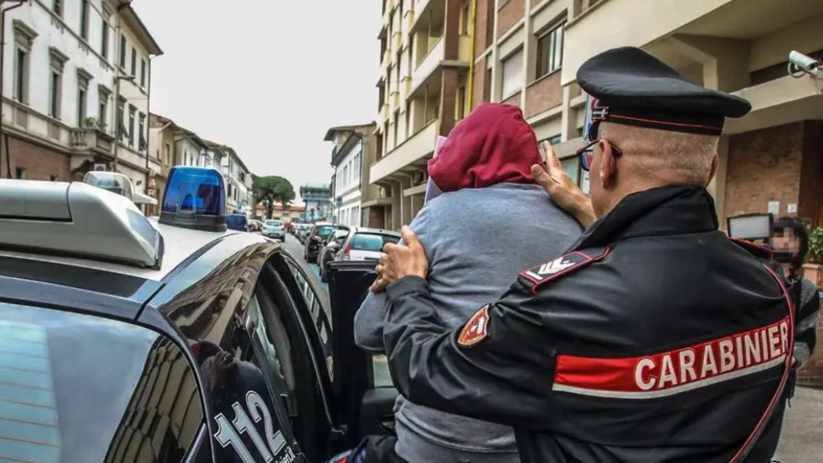 shock in italia accoltella la vicina di casa il motivo 232 allucinante