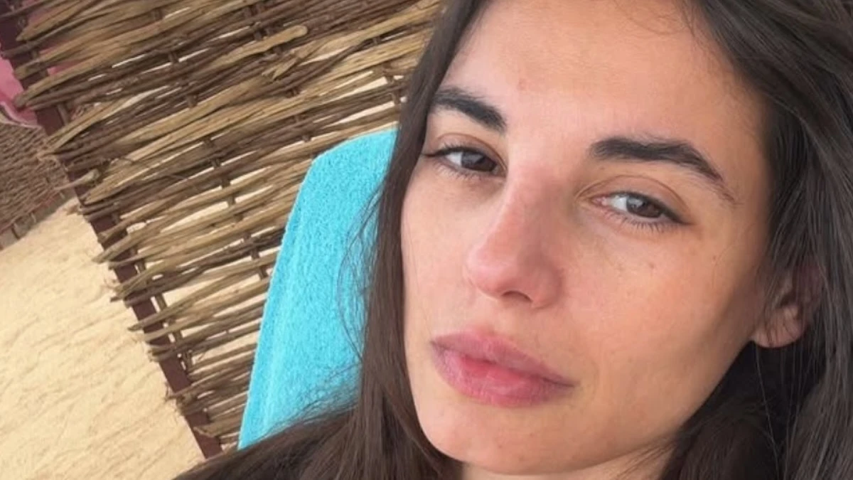 “E la figlia…”. Francesca Chillemi rompe il silenzio dopo la notizia del parto segreto “E la figlia…”. Francesca Chillemi rompe il silenzio dopo la notizia del parto segreto