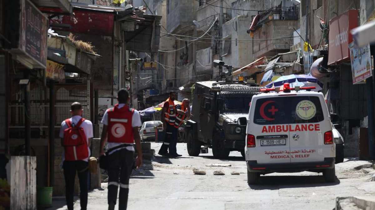 Gaza, 11 membri di una famiglia palestinese uccisi: è la più grave violazione del cessate il fuoco Gaza, 11 membri di una famiglia palestinese uccisi: è la più grave violazione del cessate il fuoco