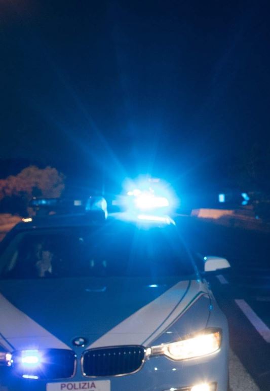 Corridonia, 70enne percorre 10 km contromano in superstrada: tragedia sfiorata 