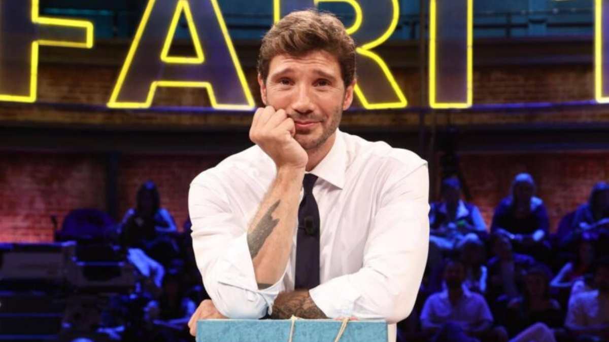 Stefano De Martino, l’entourage infastidito? C’entra Samira Lui: cos’è successo Stefano De Martino, l’entourage infastidito? C’entra Samira Lui: cos’è successo