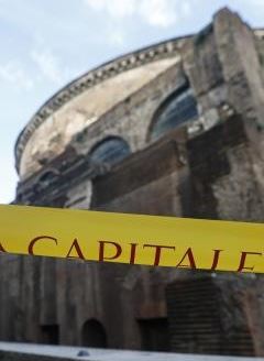 Visita al Pantheon si trasforma in tragedia: la morte in pochi secondi