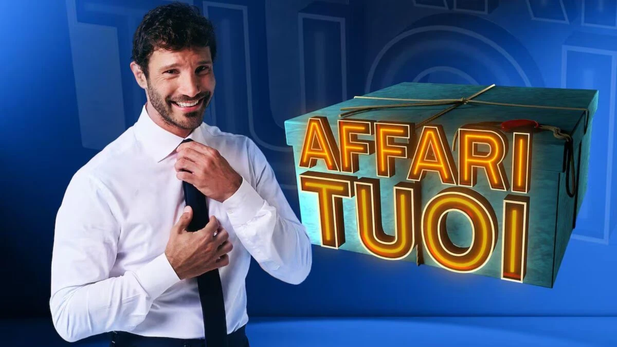 Stefano De Martino conduce Affari Tuoi su Rai 1