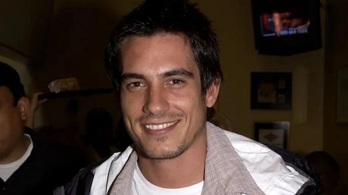 Lutto e shock nello spettacolo, il figlio vip trovato morto così