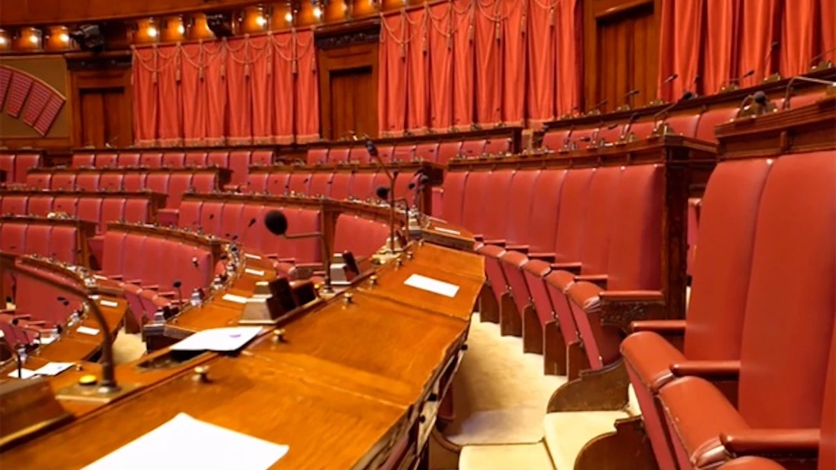 terremoto nella politica italiana hanno chiesto il loro arresto nomi pesantissimi