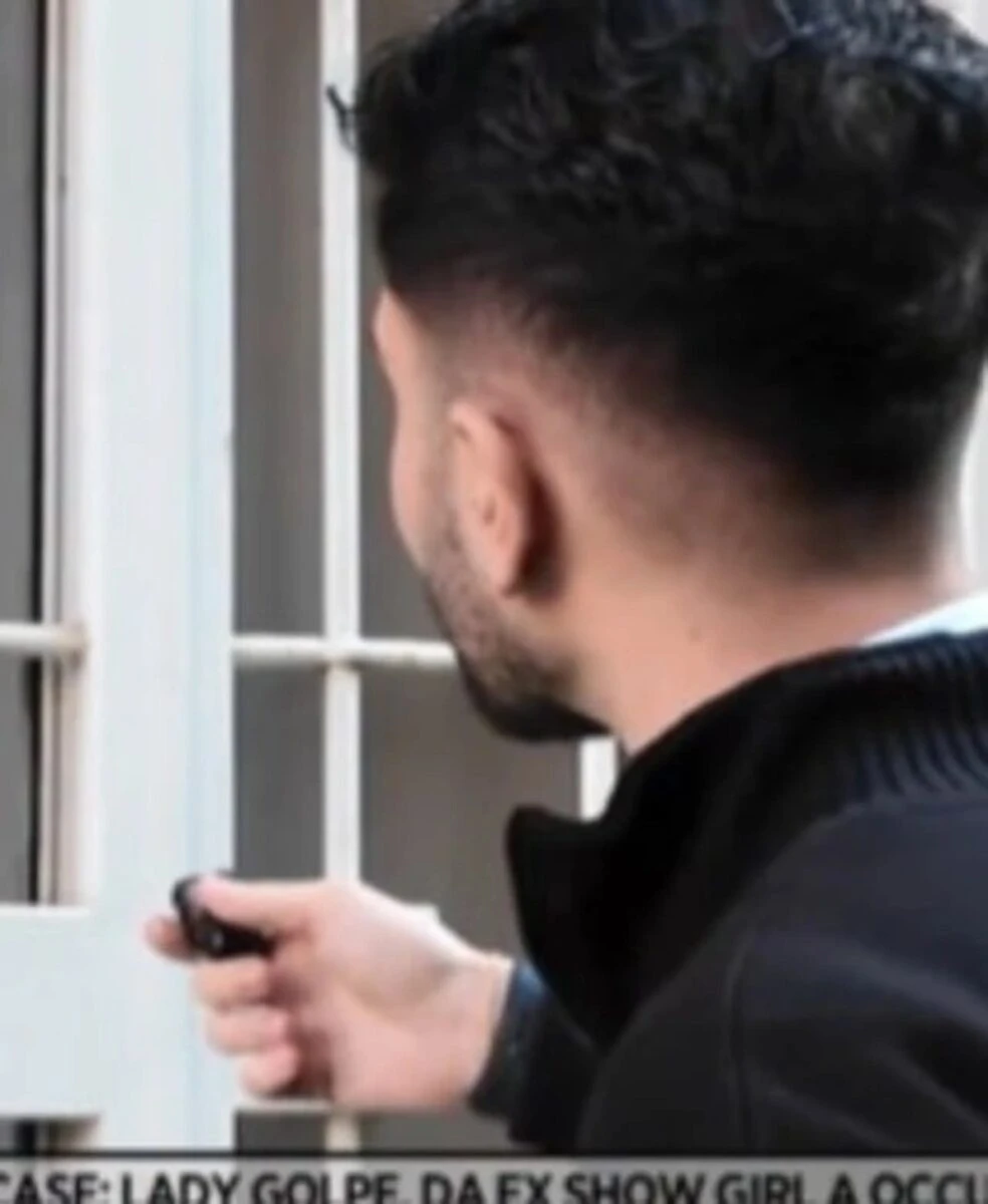 Il confronto tra inviato e figlio della protagonista