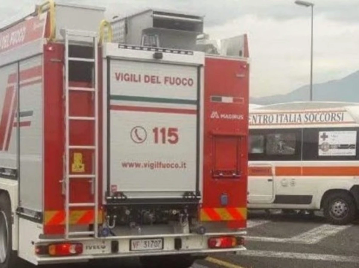 Secondo incidente all'alba sulla A1 con auto e autoarticolati coinvolti