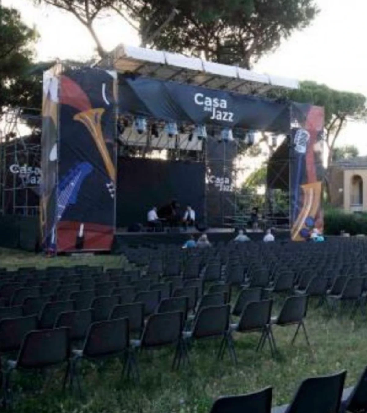 Immagine degli scavi presso la Casa del Jazz