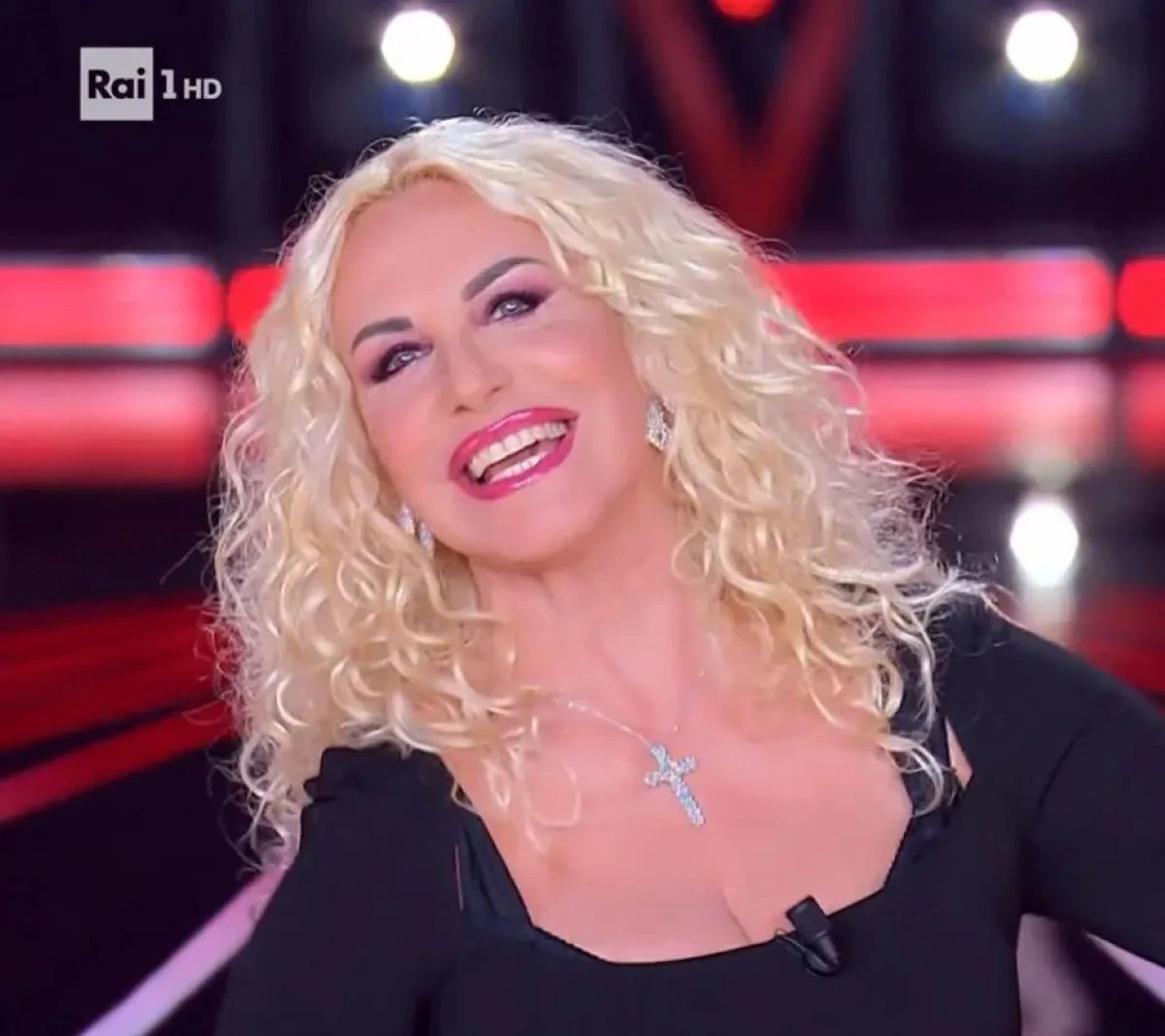 Antonella Clerici durante la trasmissione The Voice Senior