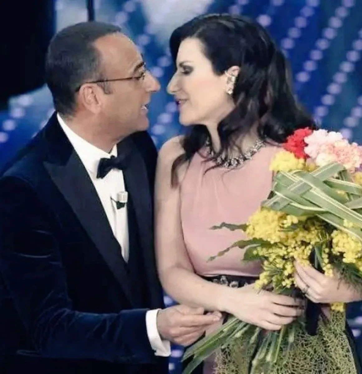 Carlo Conti e Laura Pausini insieme sul palco?