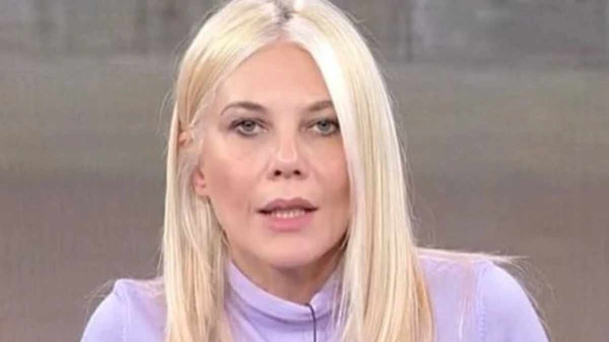 Eleonora Daniele, la notizia la sconvolge in diretta a “Storie Italiane”: “Sono sotto choc” Eleonora Daniele, la notizia la sconvolge in diretta a “Storie Italiane”: “Sono sotto choc”