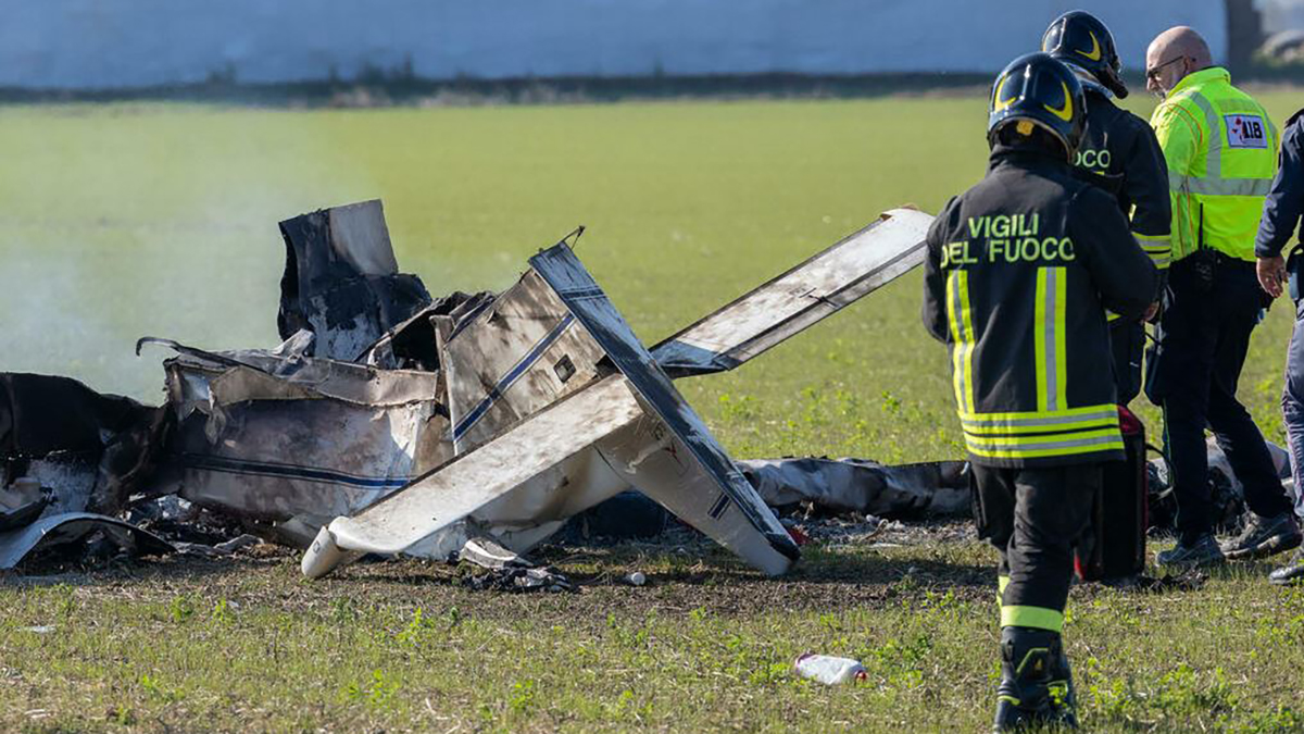 Tragedia in Italia! Velivolo precipita e si schianta a terra