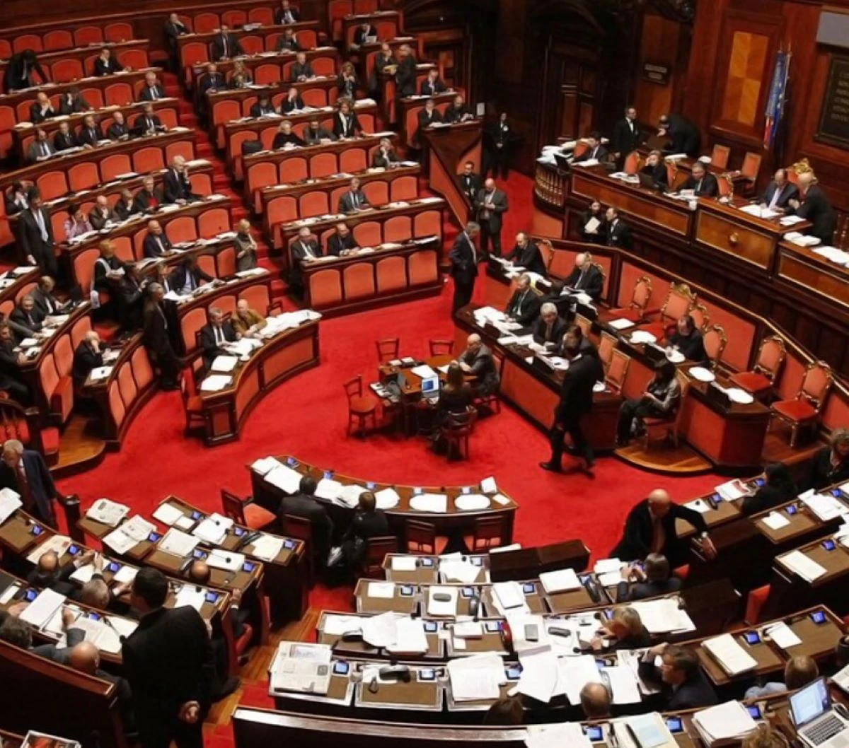 Aula di Palazzo Montecitorio, Parlamento italiano