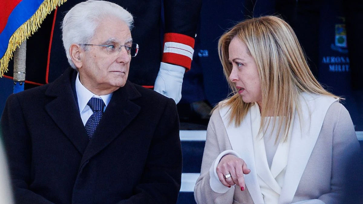 Quirinale indignato col fedelissimo della Meloni: scena imbarazzante Quirinale indignato col fedelissimo della Meloni: scena imbarazzante