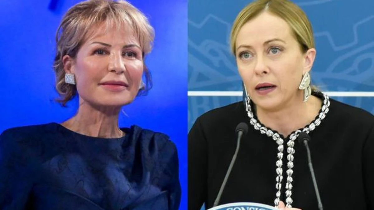 Lilli Gruber sorride durante la trasmissione Otto e Mezzo, mentre si discute delle tensioni tra Quirinale e governo Meloni