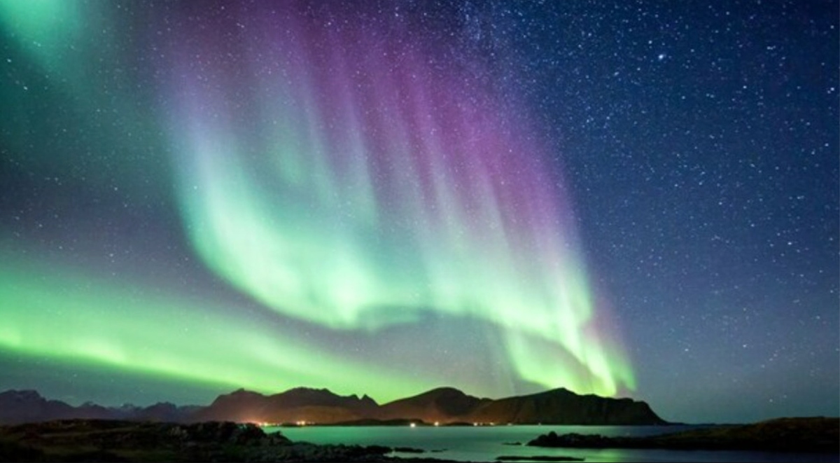 Possibile aurora boreale in Italia, ecco quando: cresce l’attesa Possibile aurora boreale in Italia, ecco quando: cresce l’attesa